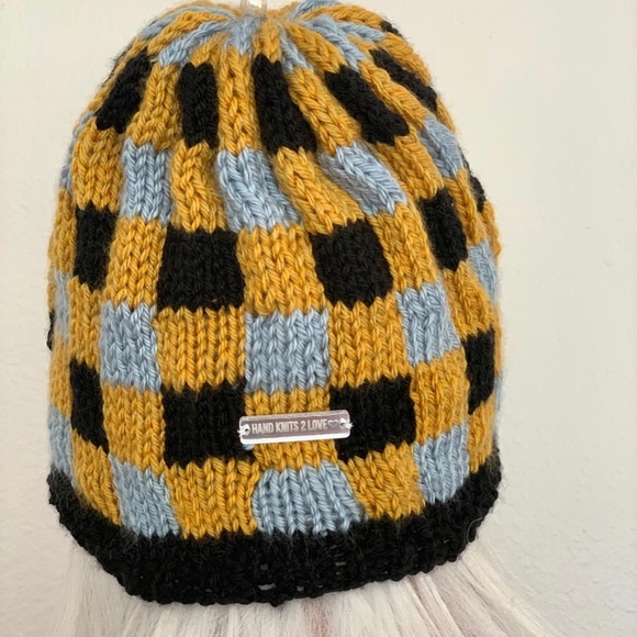 Hand Knits 2 Love Beanie Hat Cap Plaid Flower Hip main image 13